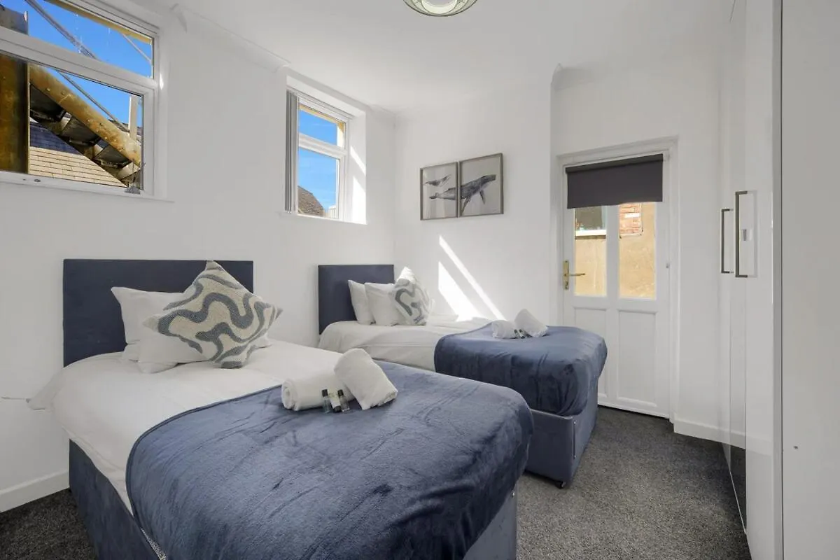 Spacious - Cardiff Central - Fast Wifi - Netflix דירה